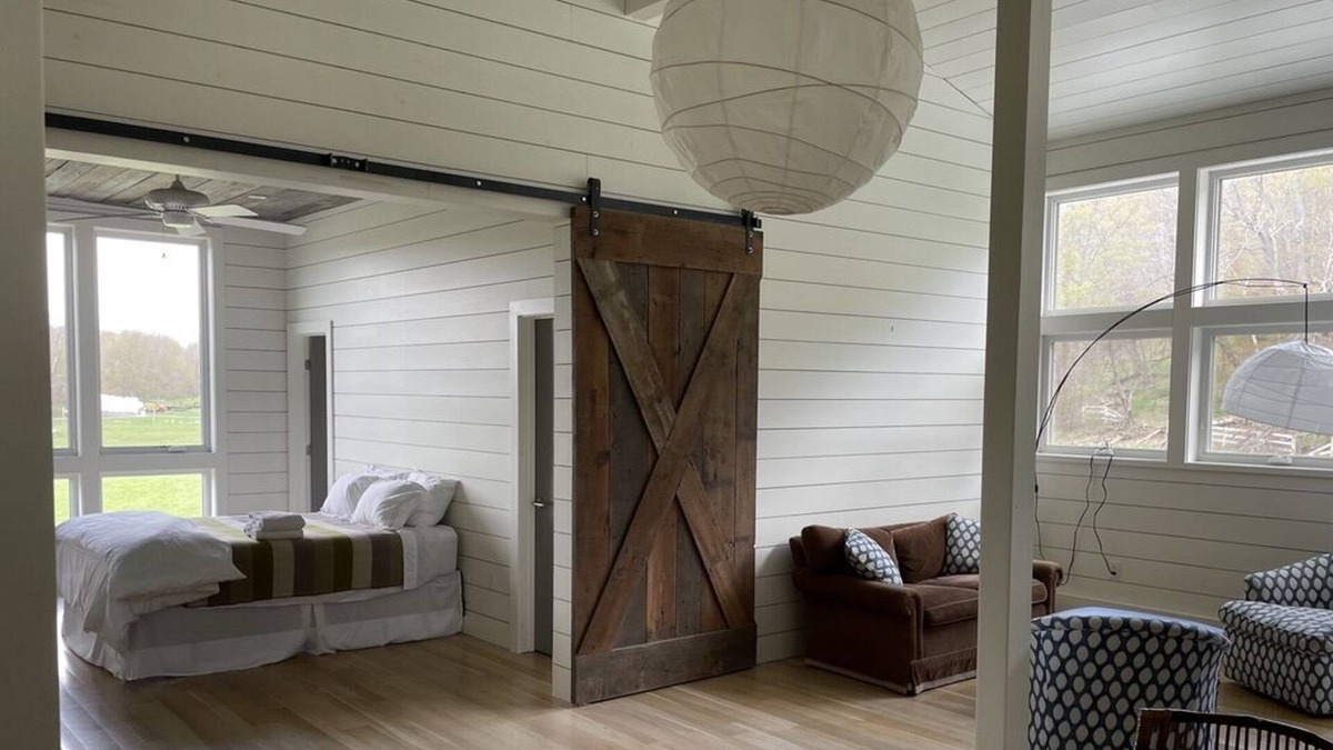 Pawlet House | Vermont Summer Festival Property, 5 Stalls and riding trails
