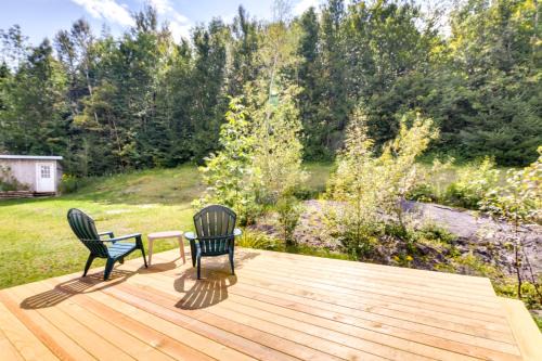 Charleston House | Vermont Vacation Rental about 11 Mi to Lake Willoughby