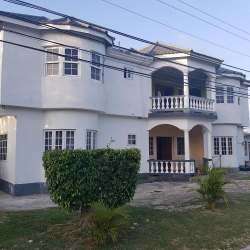 Lucea Apartment | Veronica Villa 68