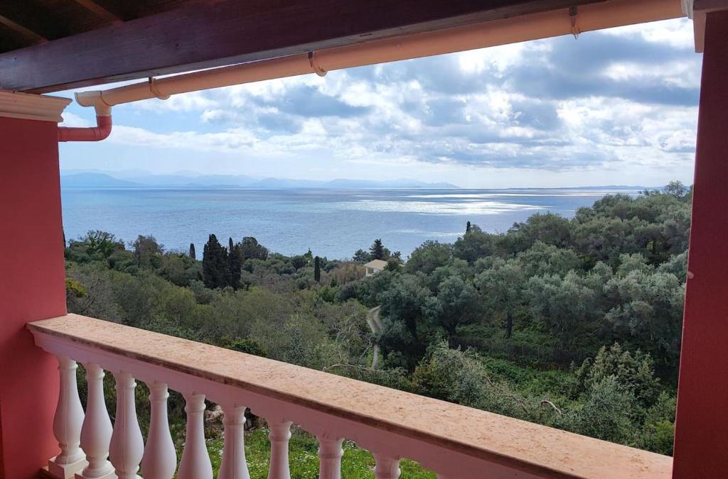Perama Apartment | Verris Suites