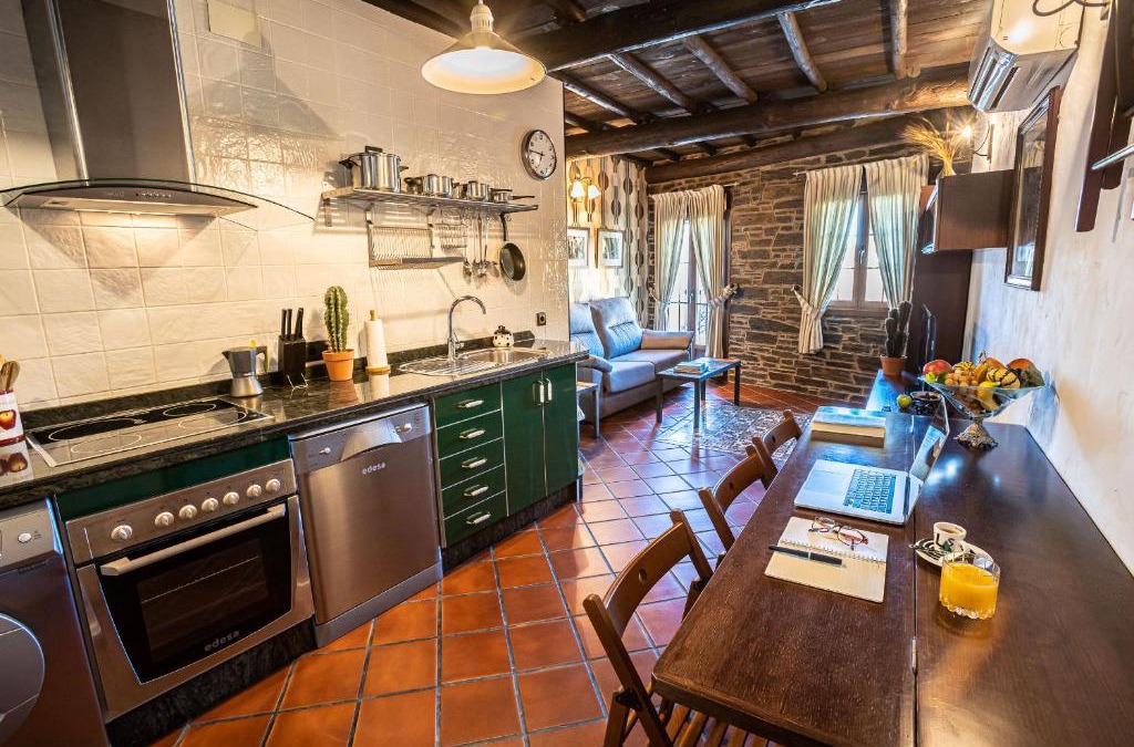 Zarza de Granadilla House | Versátil Apartamentos