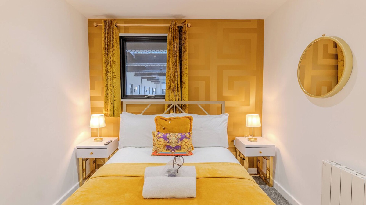Burton on Trent Apartment | Versace @ The Malt House