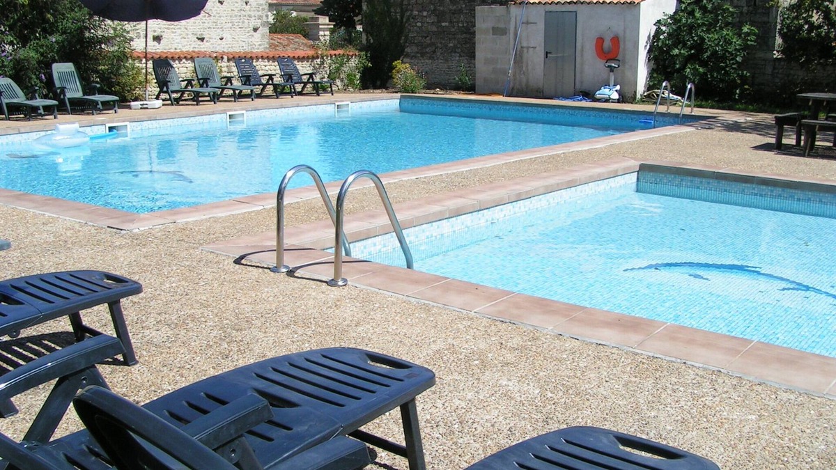Duil-sur-le-Mignon House | Verseau Les Constellations