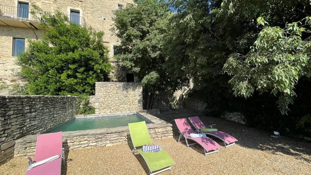 Gordes House | Vertical townhouse outstanding view with private pool