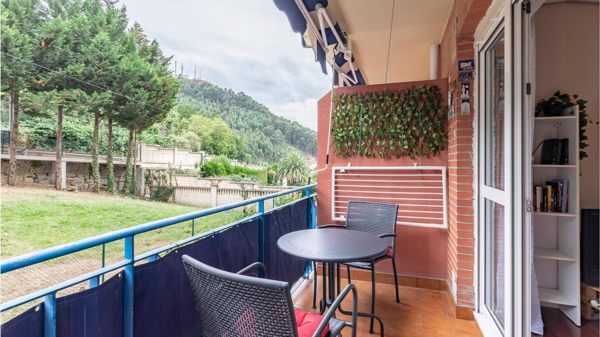 Castro Urdiales Apartment | Very comfortable apartment in an unbeatable location in Castro Urdiales.