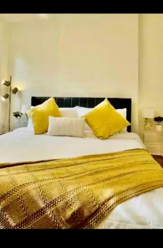 French Quarter Apartment | Very comfortable 2 bdrm Condo in French Quarters