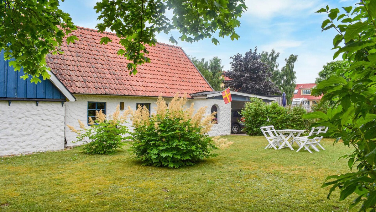 Nybrostrand Apartment | Very cozy furnished vacation apartment at the entrance to Österlen.
