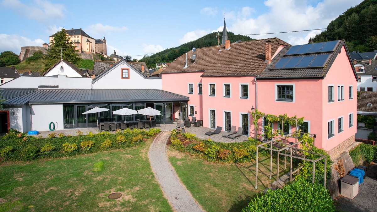 Malberg House | Very cozy house (620 m2) with indoor pool, sauna and beautiful views