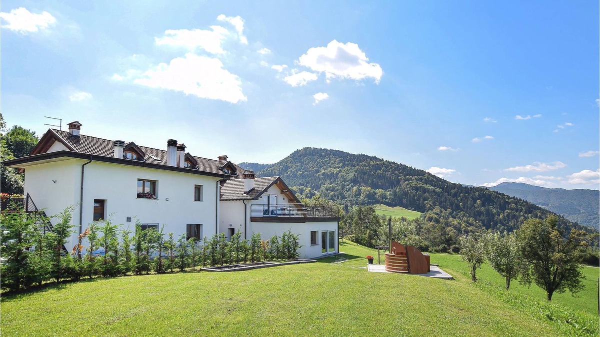 Trichiana House | Very large cottage in the countryside, ideal for vacations with the whole family or friends