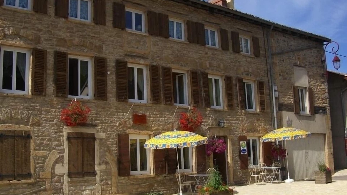 Rivolet House | VERY LARGE GITE * WEEKEND & HOLIDAYS BEAUJOLAIS LYON RHONE