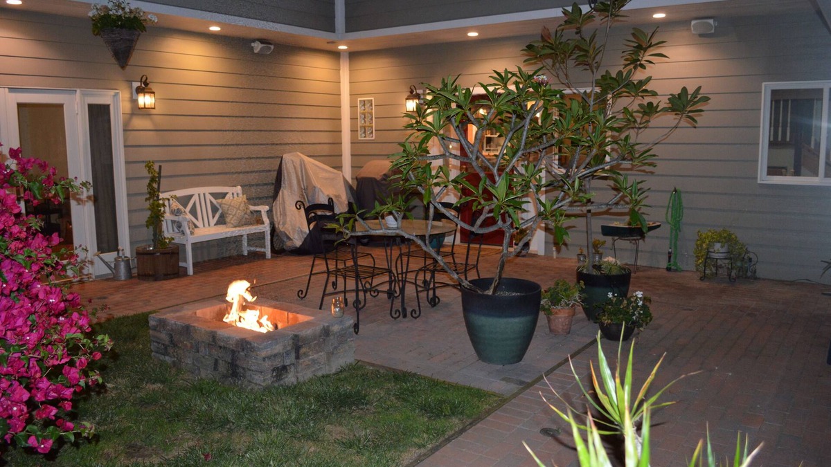 Santa Ana Heights House | Very Large Quiet 1 Bed/1 Bath Private Apt.- Newer w/Many Amenities Near Beaches