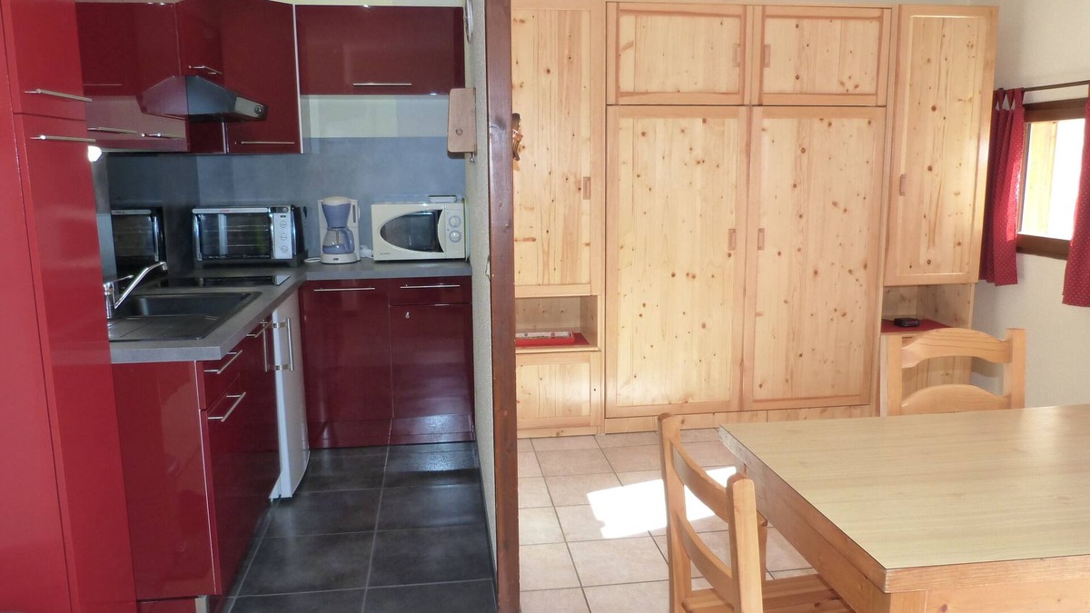 Les Deux Alpes Apartment | Very nice apartment 28m2 classified 2 stars in heart station, prox. tracks.