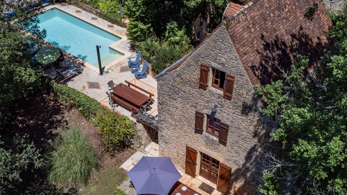 Montcabrier House | Very nice authentic gite with a private pool