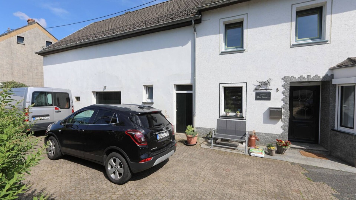Bettenfeld House | Very nice holiday home in Bettenfeld in the middle of the Vulkan-Eifel.