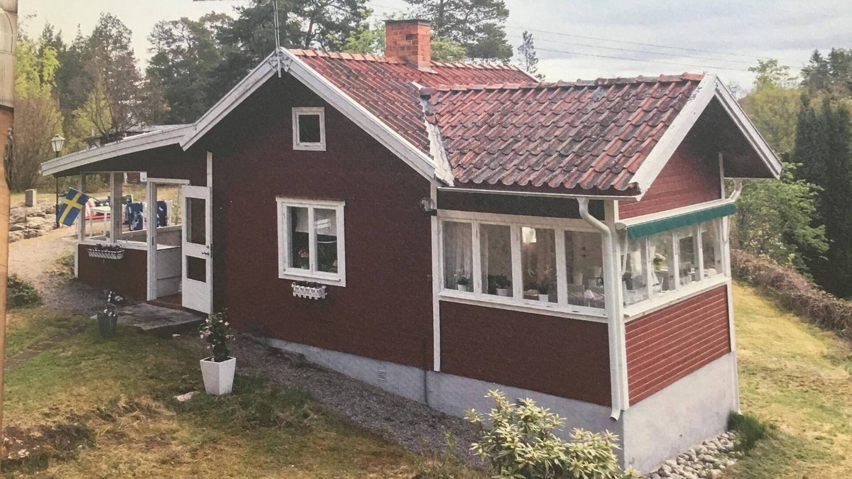 Torshalla Cottage | Very nice holiday home on fantastic secluded plot