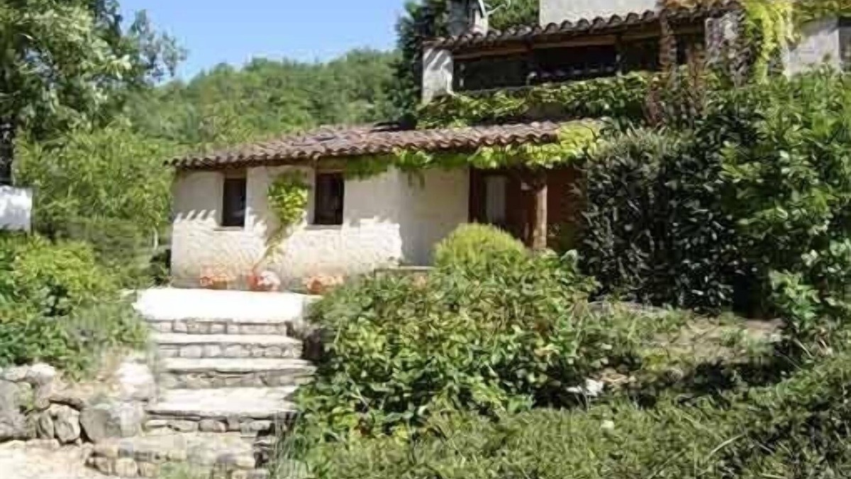 Albas House | Very nice house, shade and sun, small pool.