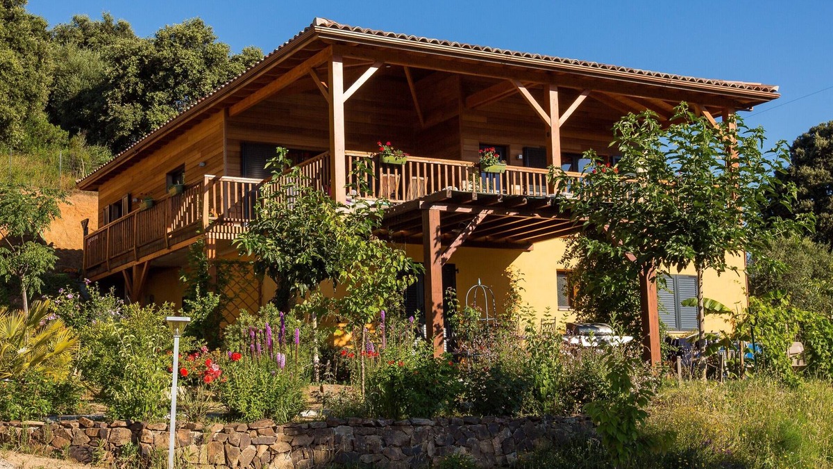 Arbellara Bed & Breakfast | Very nice independent room including breakfast 10 MN from the beaches