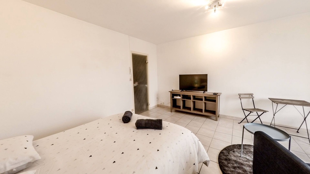 Chambray-les-Tours Apartment | Very nice modern apartment with all the comforts