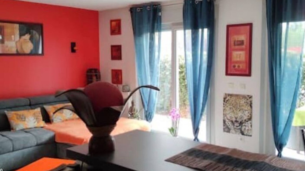 Aix-les-Bains Apartment | Very nice T 2 50 m 2 with terrace near lake and town.