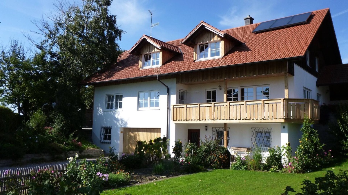 Gutenberg Apartment | Very personal vacation apartment in typical Ostallgaeu