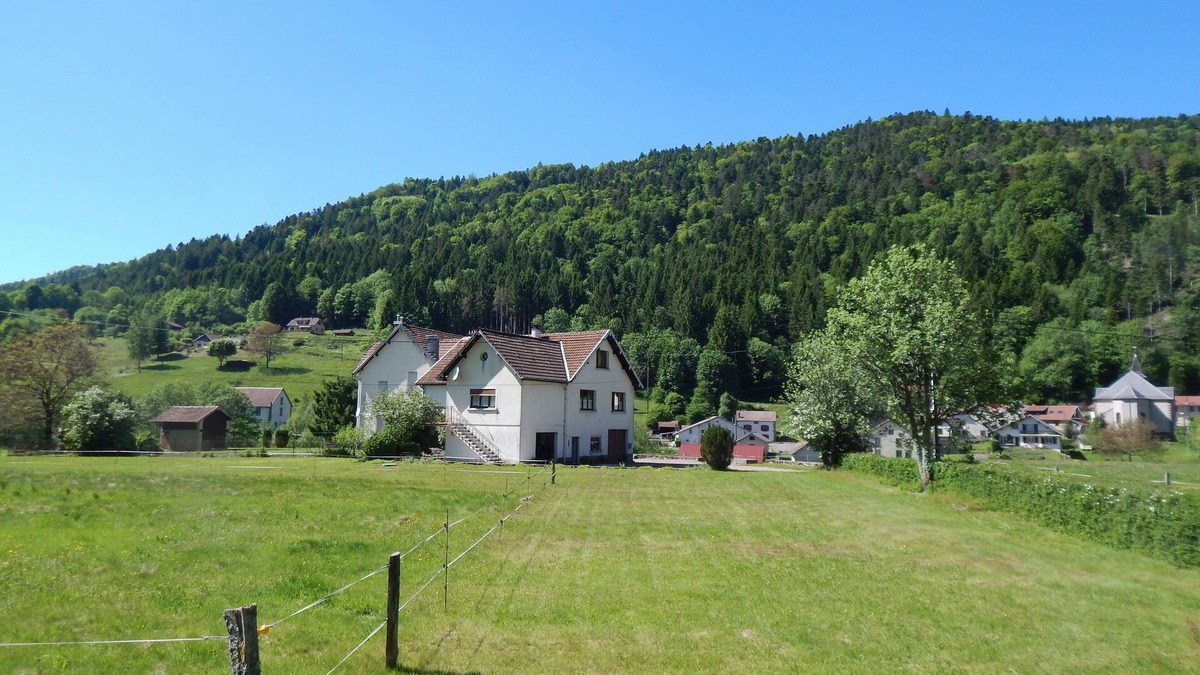 Miellin Cottage | Very peaceful "Audrey's house" with fenced garden (Vosges du Sud)