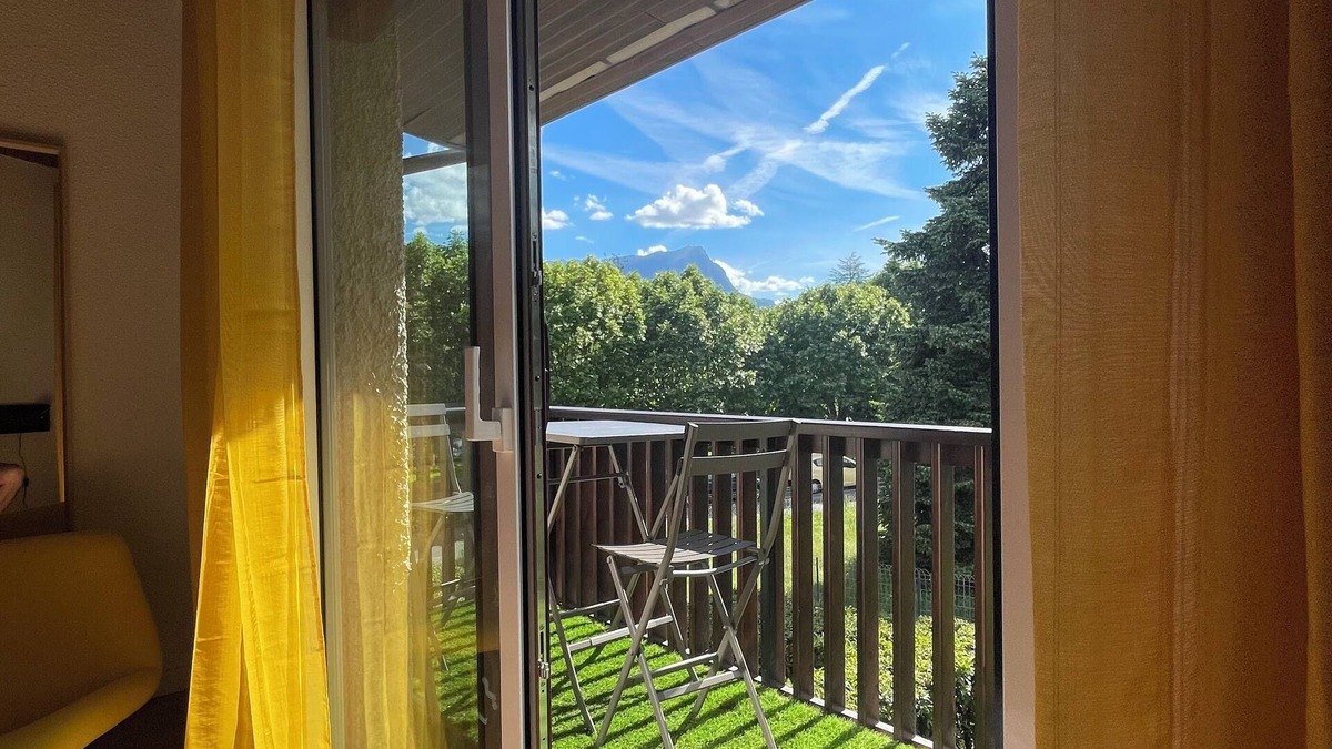 Embrun Condo | Very pleasant house with outdoor area, well located at Embrun lake