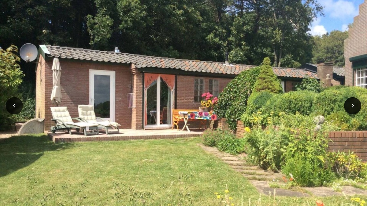 Egmond aan Zee Cottage | Very private, just the owner around