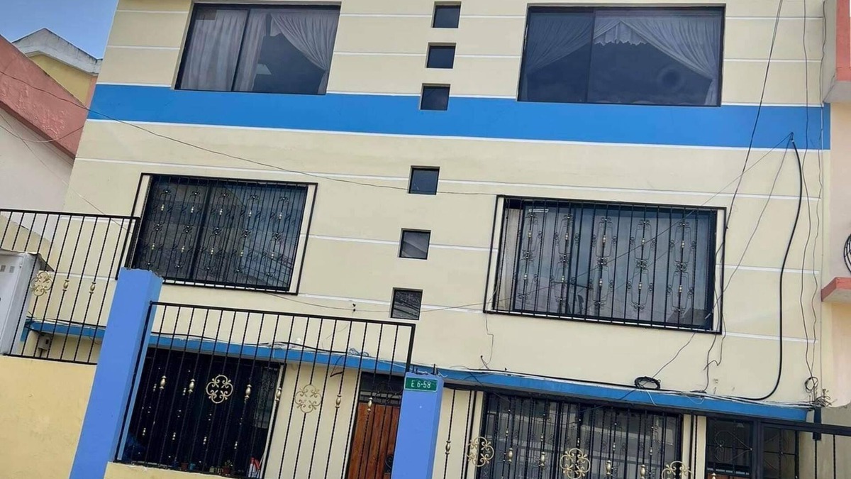 Quito Apartment | Very private and quiet suite with a panoramic view of the entire city.