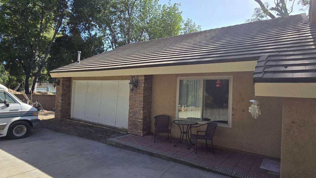 Simi Valley House | Very Private Guesthouse + Loft for 6 on a Very Private woodedn3 acr Gated Estate
