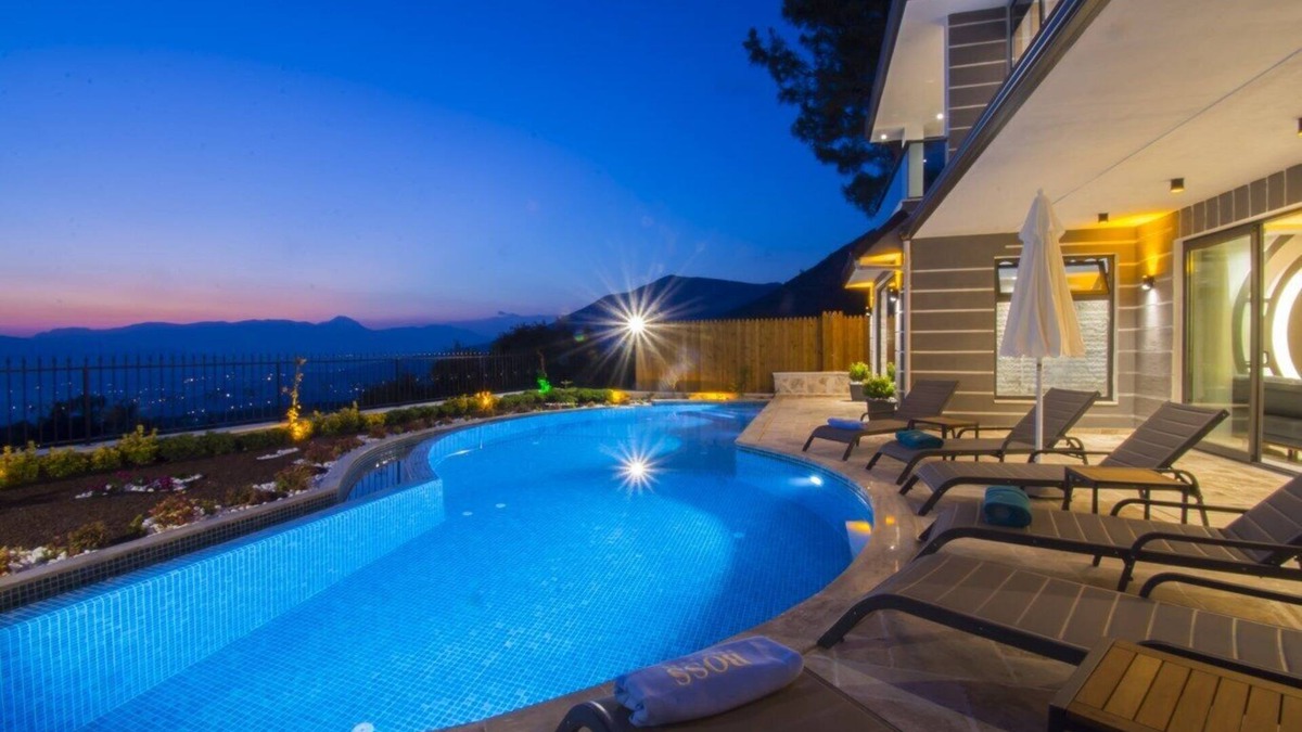 Uzumlu Villa | Very Private Villa for 6, Heated indoor Pool, Sauna & Turkish Bath