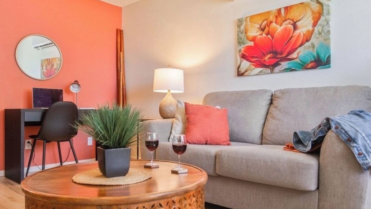 South Richland House | Very Quiet-2 BR w/KING-Full Kitchen-6 Min to Kadlec. Hanford/PNNL 6 miles