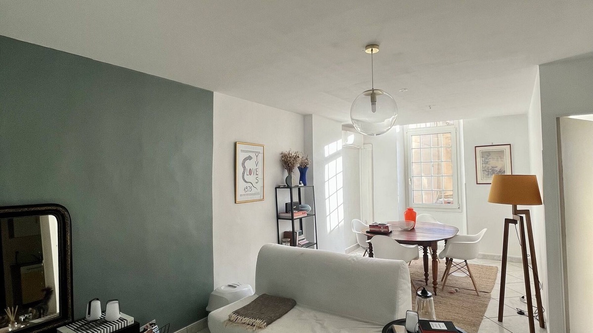 Baille Apartment | Very quiet 2-room apartment in the heart of Marseille (5th)