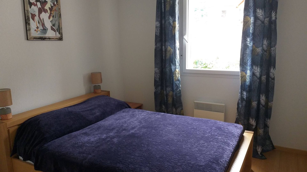 Saint-Mamet Apartment | Very quiet and secure Apt 5mn walk from terms