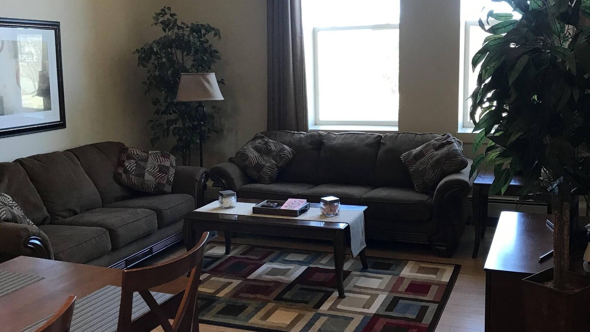 Thunder Bay Apartment | -very quiet, comfy and large 3 bdm full suite-family & pet friendly
