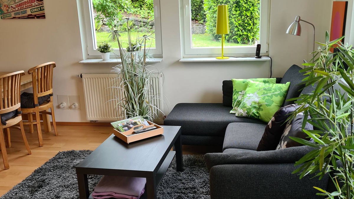Solingen Apartment | Very quiet, in almost green surroundings