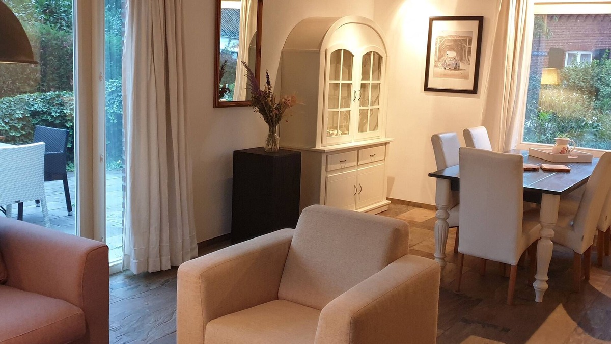 Venlo House | Very spacious and cosy holiday home