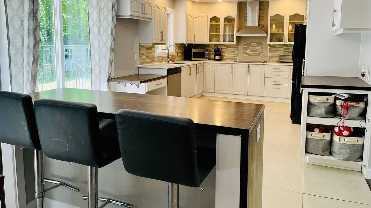 Saint-Lazare Cottage | Very spacious House for Family or Friends