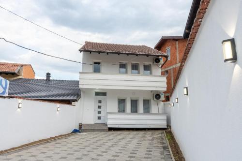 Pejë House | Vesa Apartments