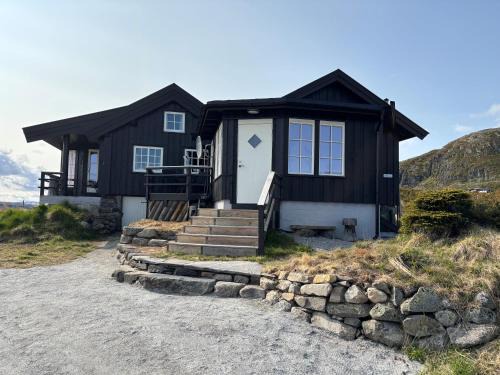 Al House | Veslehytta - cabin 1050 moh via amazing view and ambiance