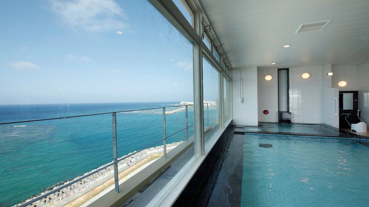 Mihama Hotel | Vessel Hotel Campana Okinawa