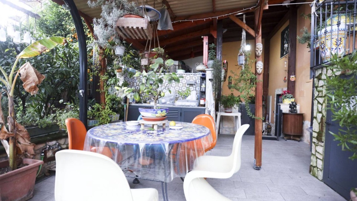 San Giorgio a Cremano Apartment | Vesuvium Garden Apartment