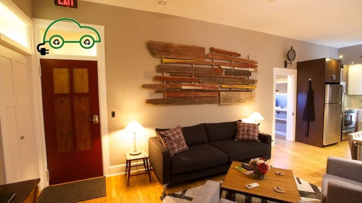 Lindsborg Apartment | Vetehuset-Plantera: Swedish Loft+Private Elevator