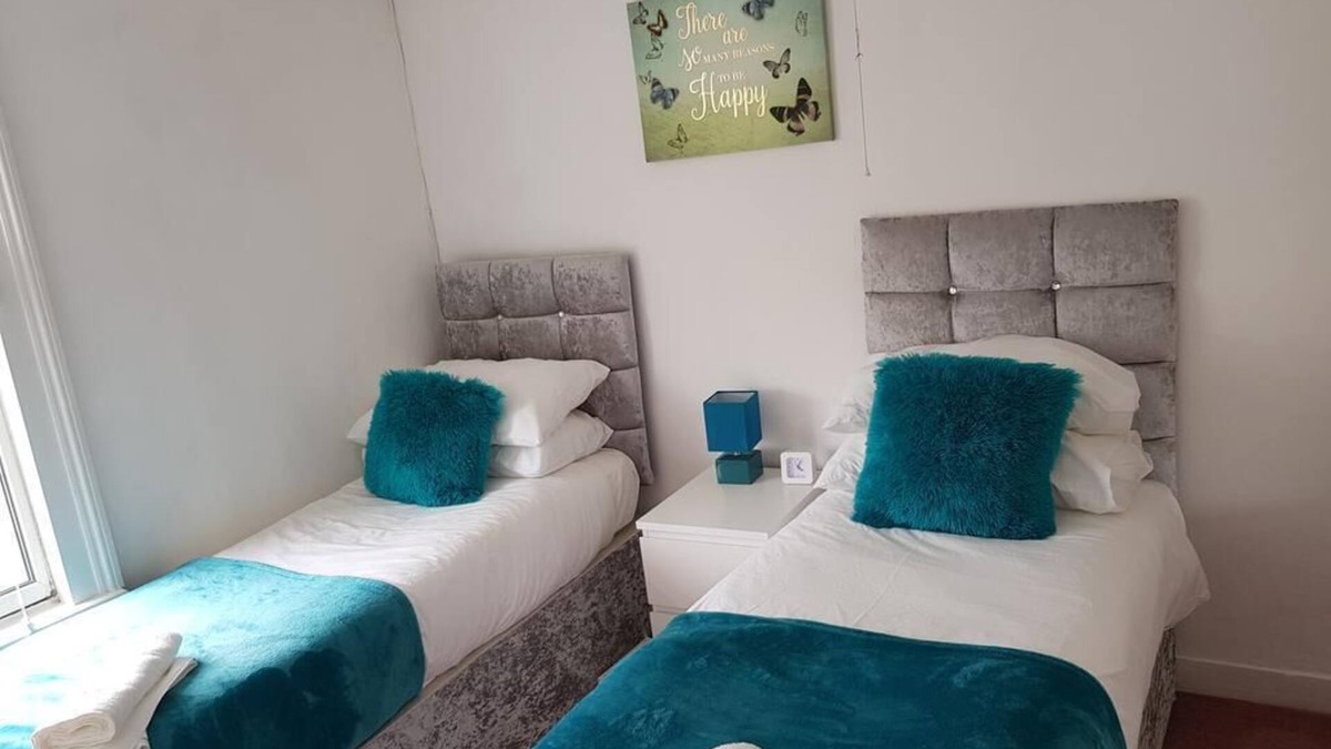 Colchester Apartment | Vetrelax Colchester Deluxe Apartment