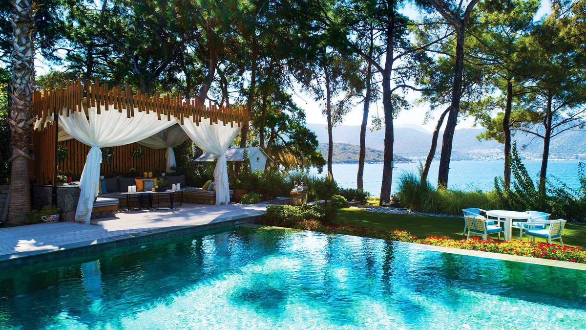 Torba Villa | VHILLAS Private Luxury VILLA AZUR