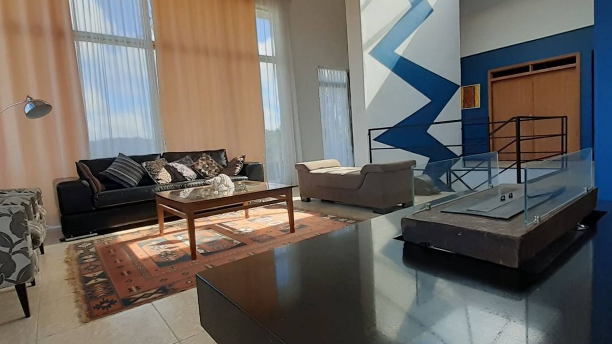 Novo Horizonte House | VI FARM TYPE HOUSE AT Juiz de Fora AIRPORT - inside the city