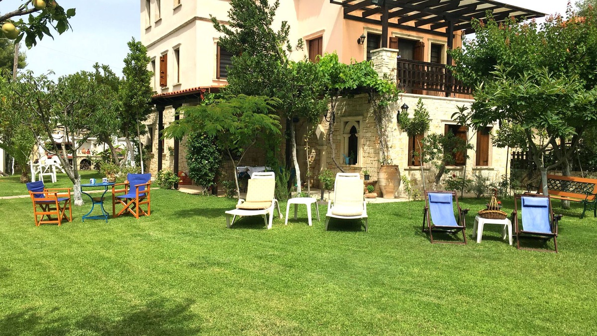 Afytos Villa | Villa Maira, Chalkidiki. Holidays as it should be!