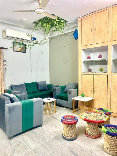 Malviya Nagar House | Vi Homes-A 4BHK HomeStay