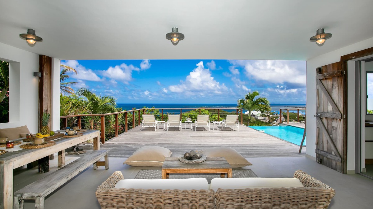 Cul de Sac Villa | Villa with breathtaking sea views and unique authentic charm!