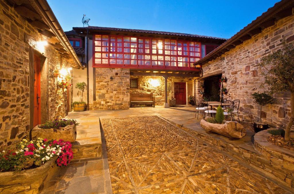 Santa Catalina de Somoza House | Via Avis