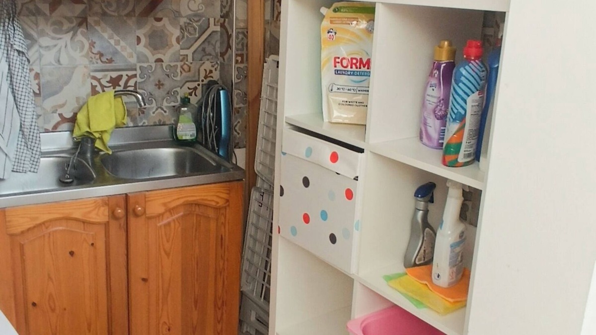 Cibali Apartment | Via Susanna suitable for families. Hellie's Home